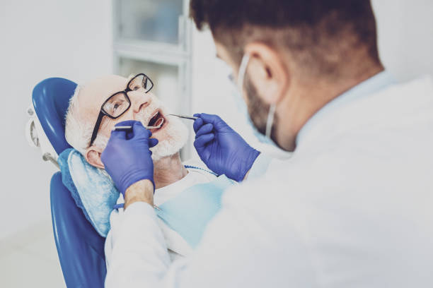 Best Emergency Dental Services for Seniors in North Sarasota, FL